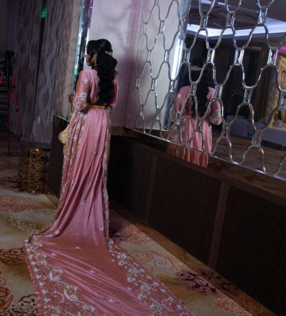 Aroosda Bridal Dirac - Peachy Pink - Image 3