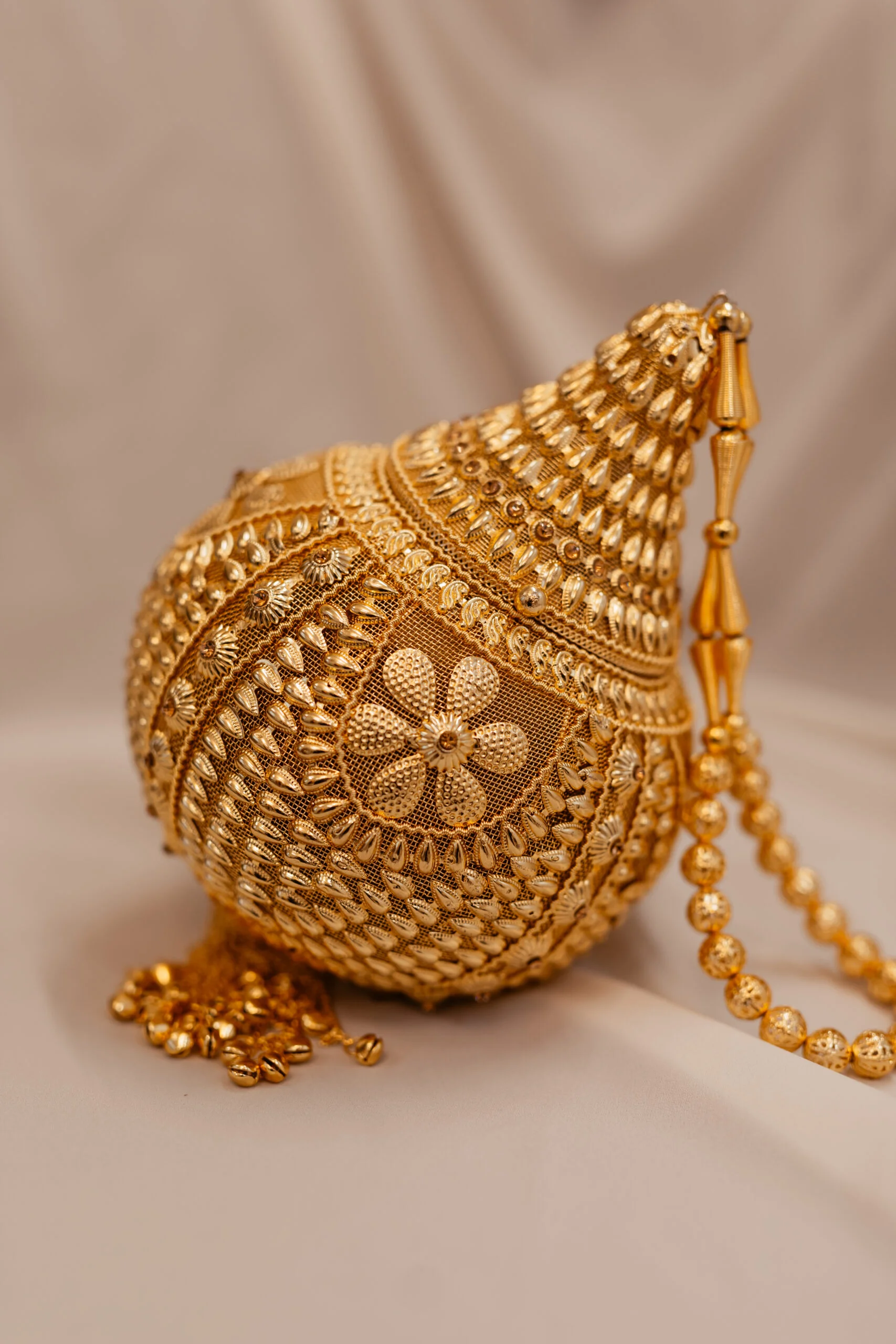 Gold-Plated Wedding Bag - Image 3