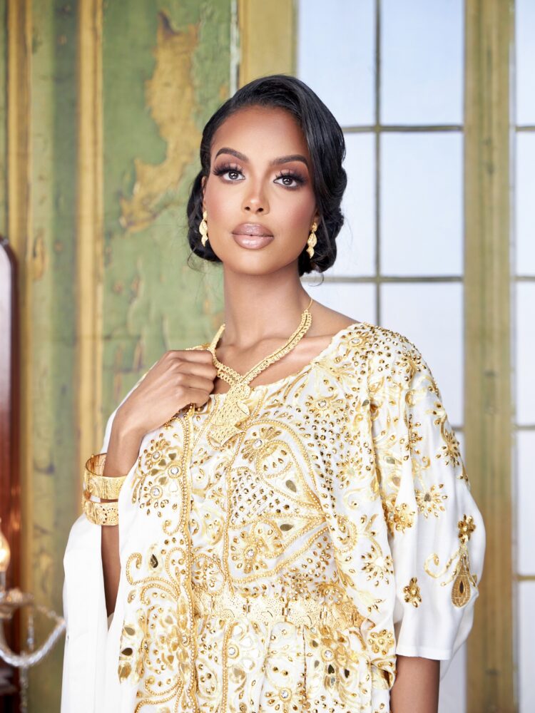 IFTIINKA Collection - Off White Dirac