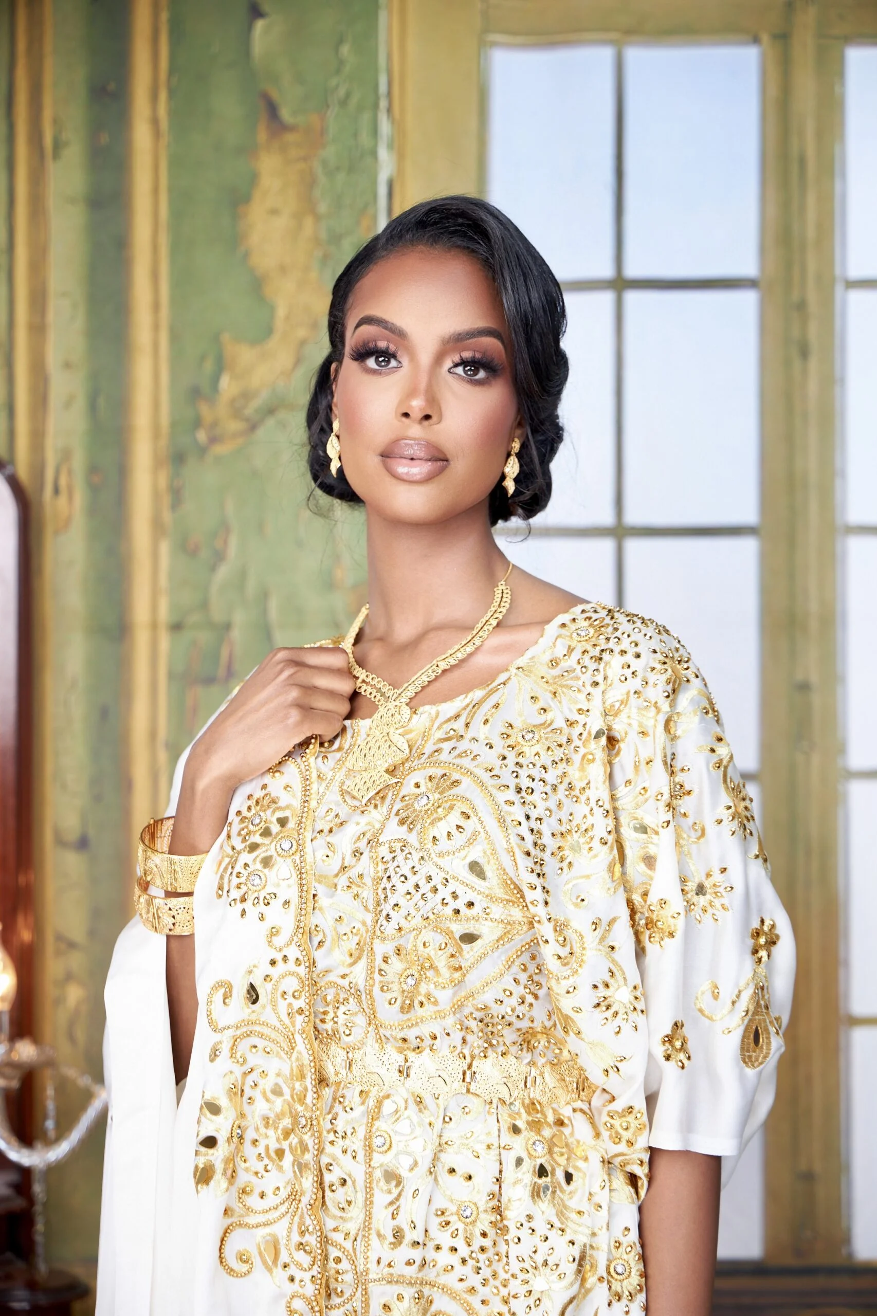 IFTIINKA Collection - Off White Dirac