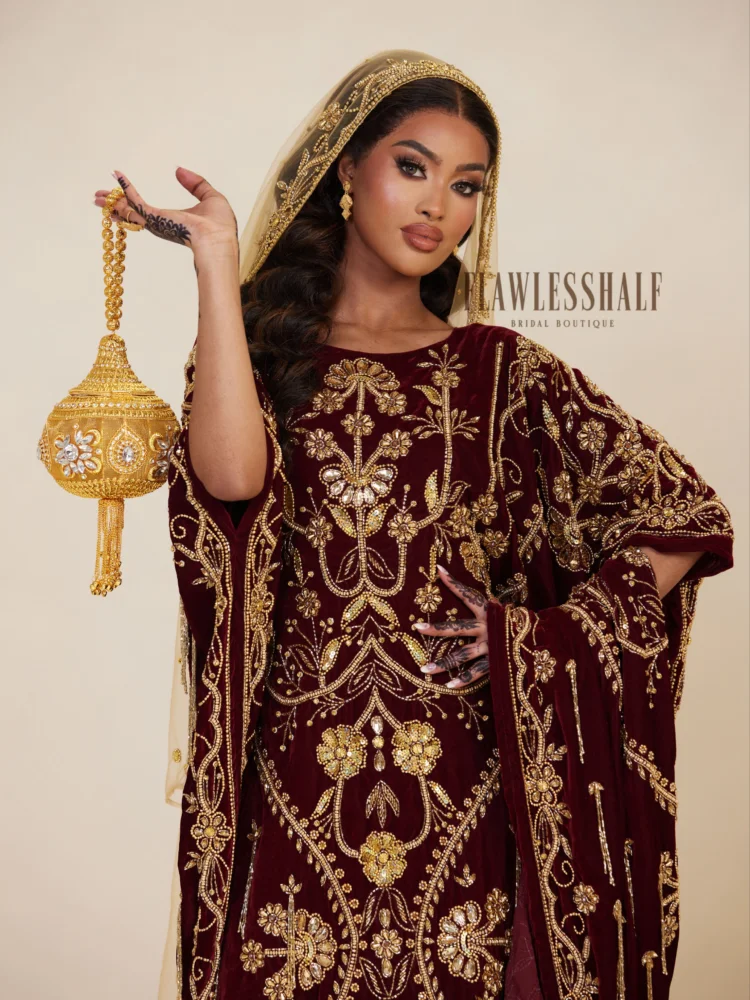 Velvet Collection II Dirac in Burgundy